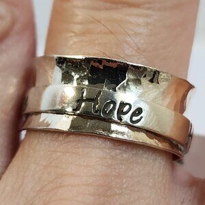 *NWT* VTG David Tishbi 925 Sterling Silver Hammered 'Hope' Band Ring Size 8